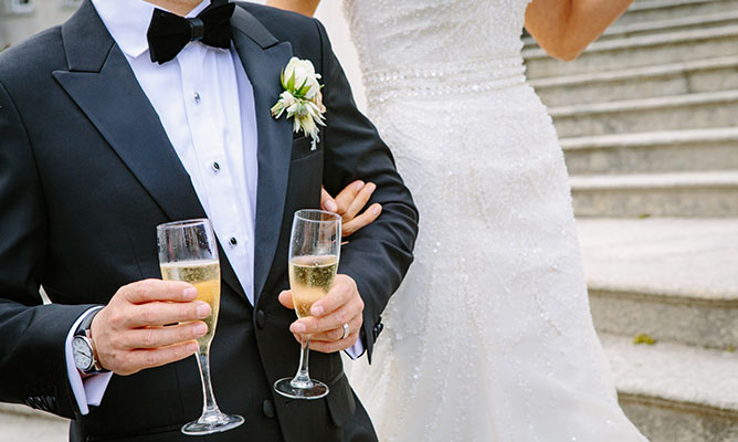 Low Budget Hochzeit: Hochzeitsfeier mit kleinem Budget planen