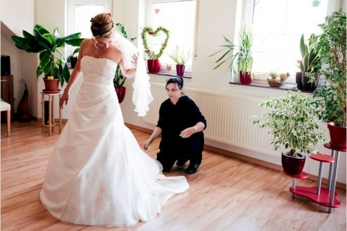 Lisa Kiefer der mobile Profi für Ihr perfektes Brautstyling